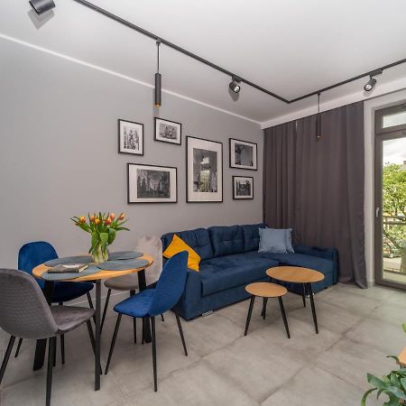 Garden Gate Old Town Apartment กดัญสก์ ภายนอก รูปภาพ