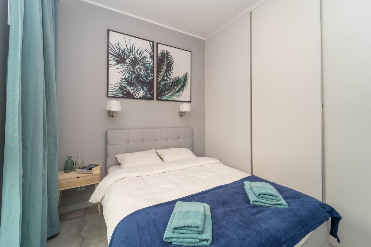 Garden Gate Old Town Apartment กดัญสก์ ภายนอก รูปภาพ