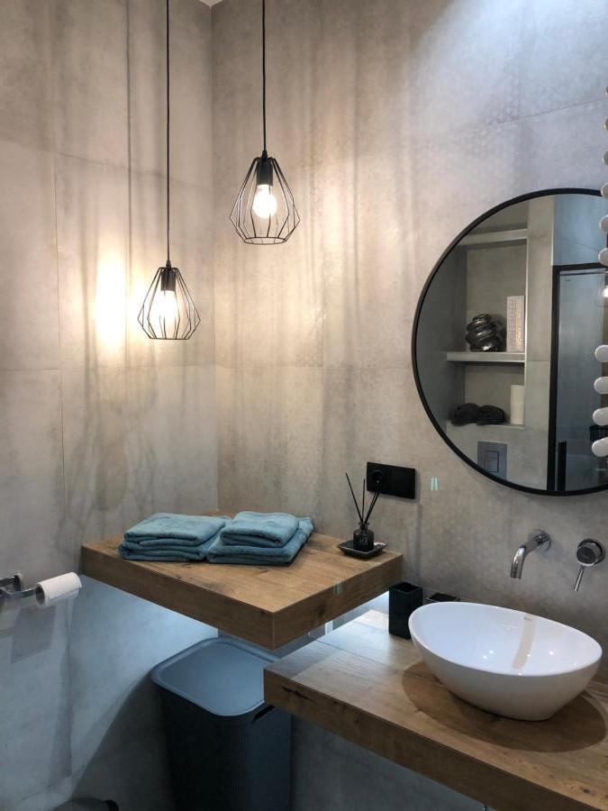 Garden Gate Old Town Apartment กดัญสก์ ภายนอก รูปภาพ