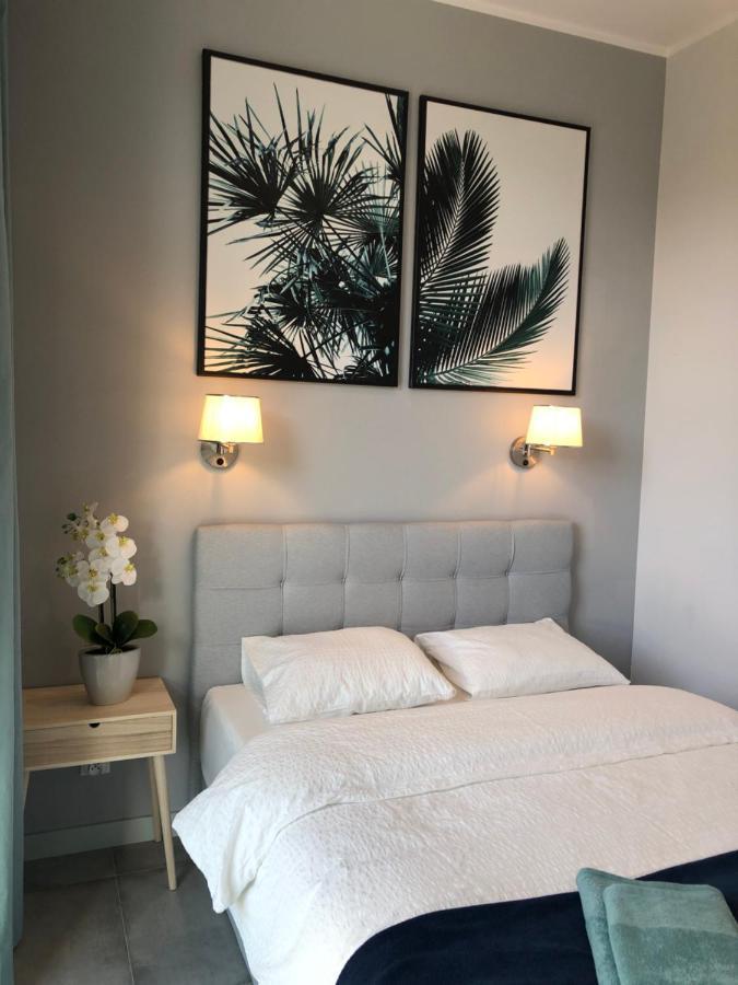 Garden Gate Old Town Apartment กดัญสก์ ภายนอก รูปภาพ